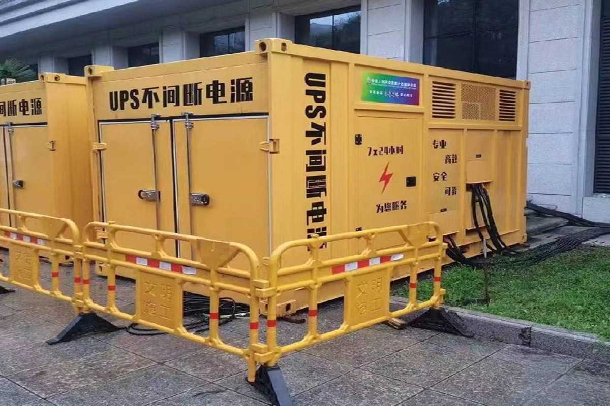 商城发电机租赁施工现场